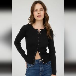 Black Snap-Front Ribbed Cardigan Sweater - Women